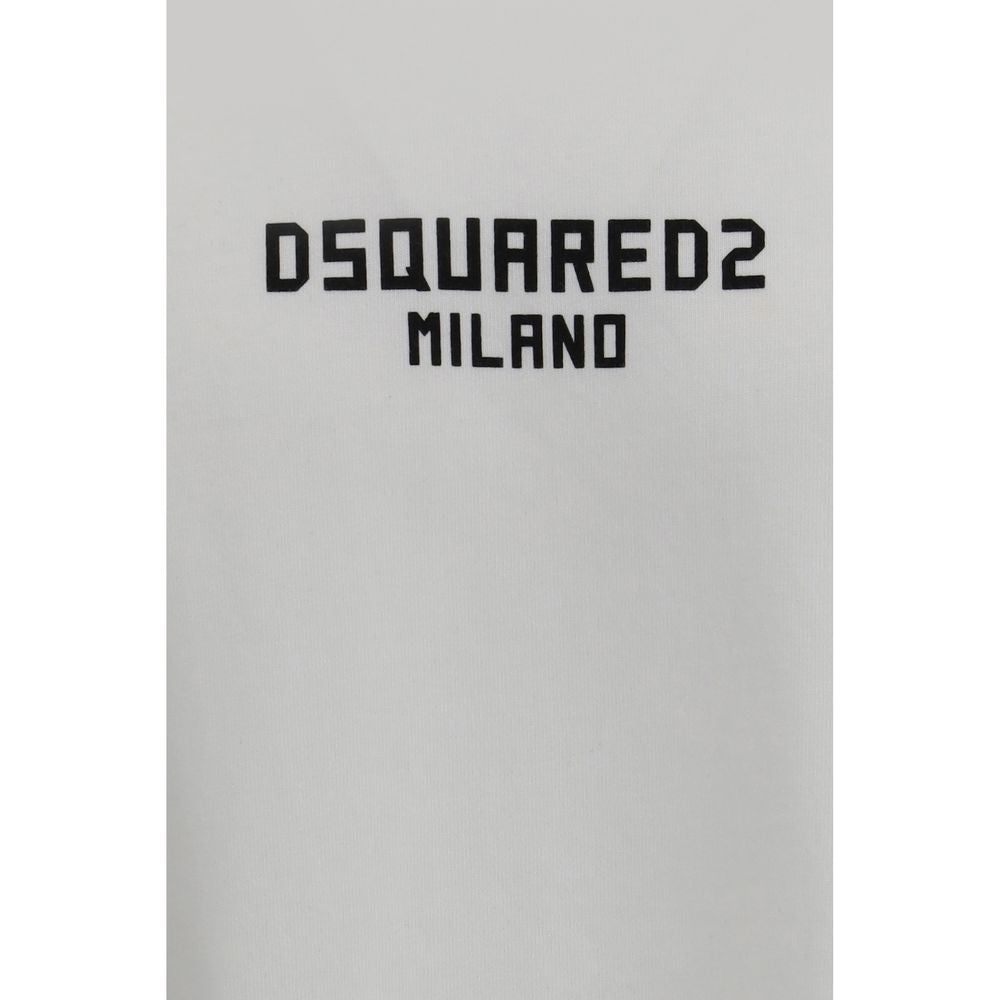 T-shirt blanc en coton de la marque Dsquared², ajusté, avec logo discret sur la poitrine, vue de face.