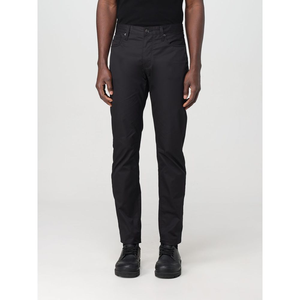 Pantalon décontracté en coton noir de la marque Emporio Armani, style casual avec coupe confortable.
