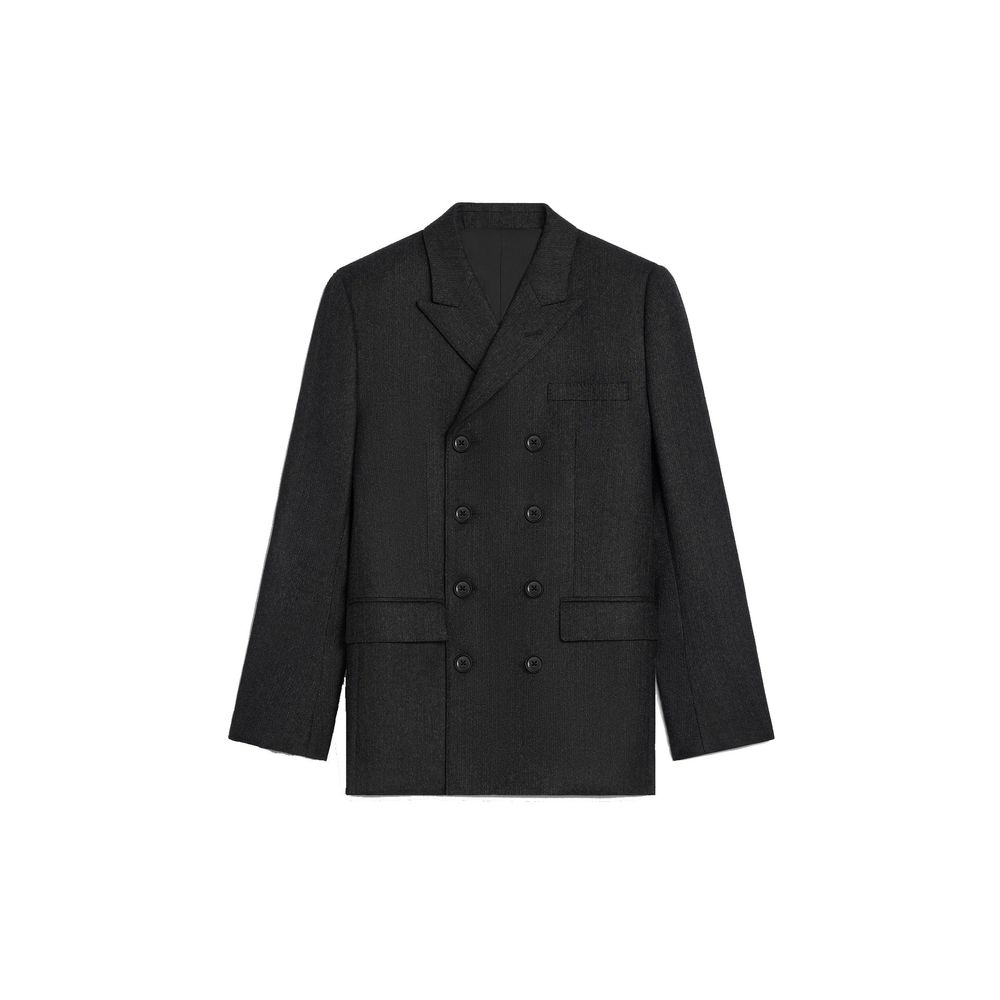 Veste blazer en laine grise de Celine, coupe élégante, portée sur un mannequin, détails sophistiqués en tissu de haute qualité.