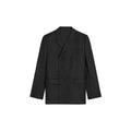 Veste blazer en laine grise de Celine, coupe élégante, portée sur un mannequin, détails sophistiqués en tissu de haute qualité.