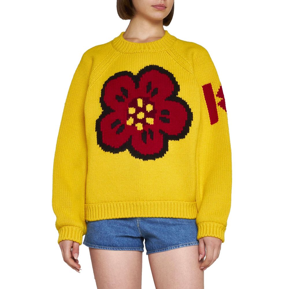 Sweatshirt en coton bicolore de Kenzo, style décontracté avec logo emblématique, porté par un mannequin.