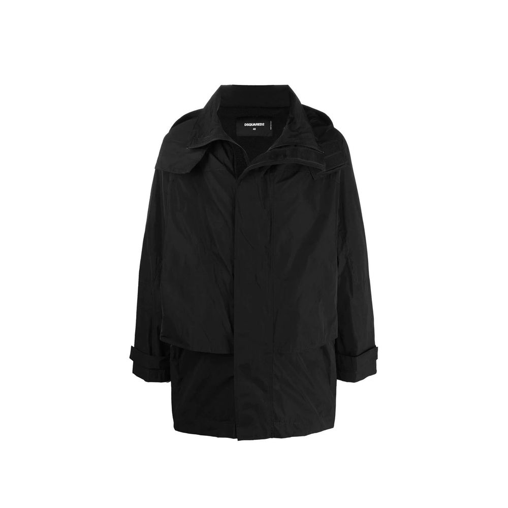 Veste en nylon noire Dsquared², coupe moderne, avec capuche et fermeture éclair, idéale pour un style urbain et décontracté.
