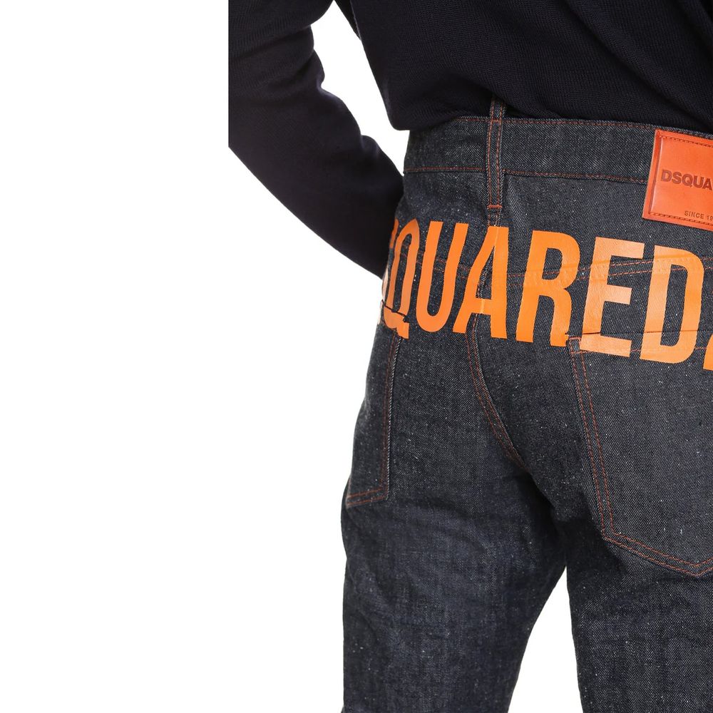 Jeans droits en coton bleu Dsquared², vue frontale avec détails de poche et coupe classique.