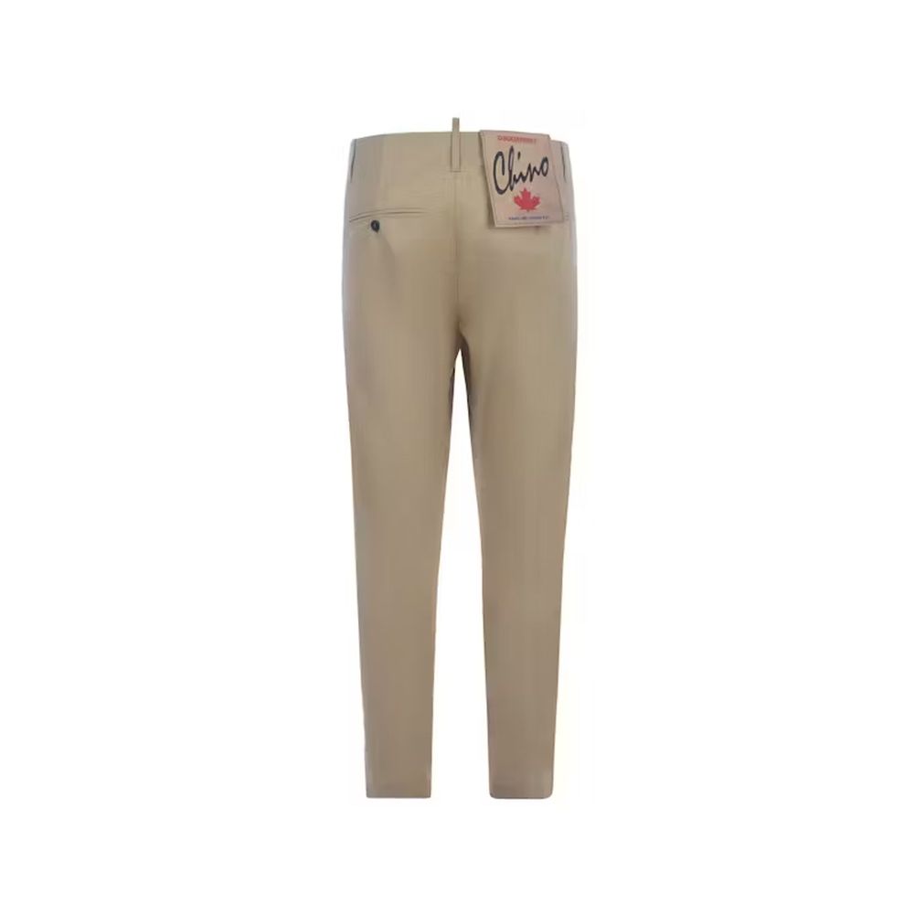 Pantalon chino beige en coton de la marque Dsquared², vue de face avec détail de la coupe et de la texture du tissu.