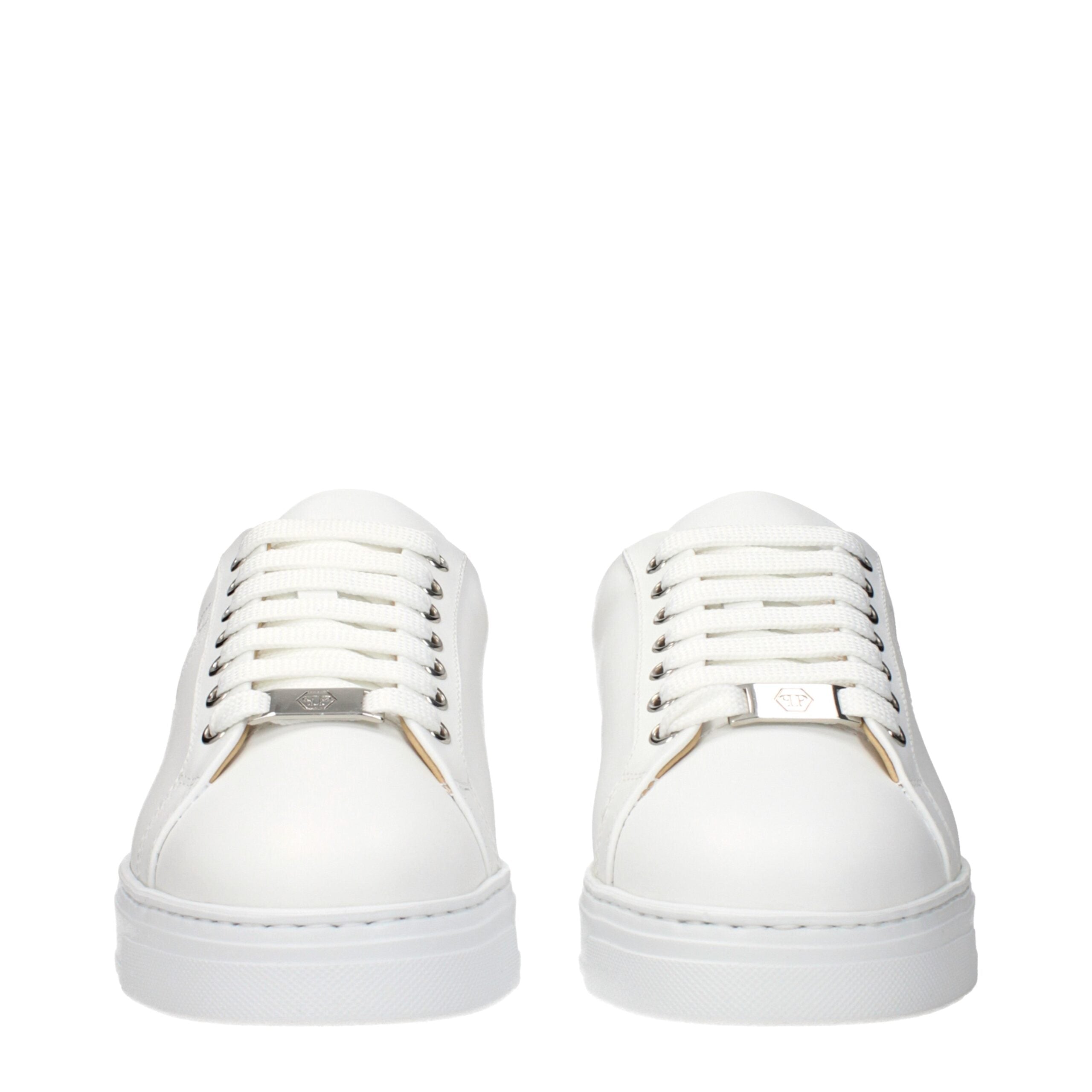 Chaussures Philipp Plein en cuir blanc, baskets basses pour hommes, vue de face avec détails de la marque.