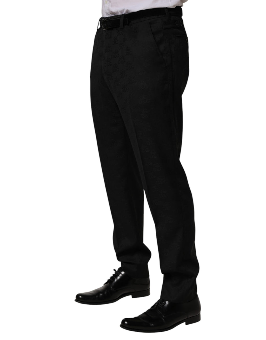 Pantalon formel skinny en laine noire de Dolce & Gabbana, pantalon élégant pour occasions spéciales.