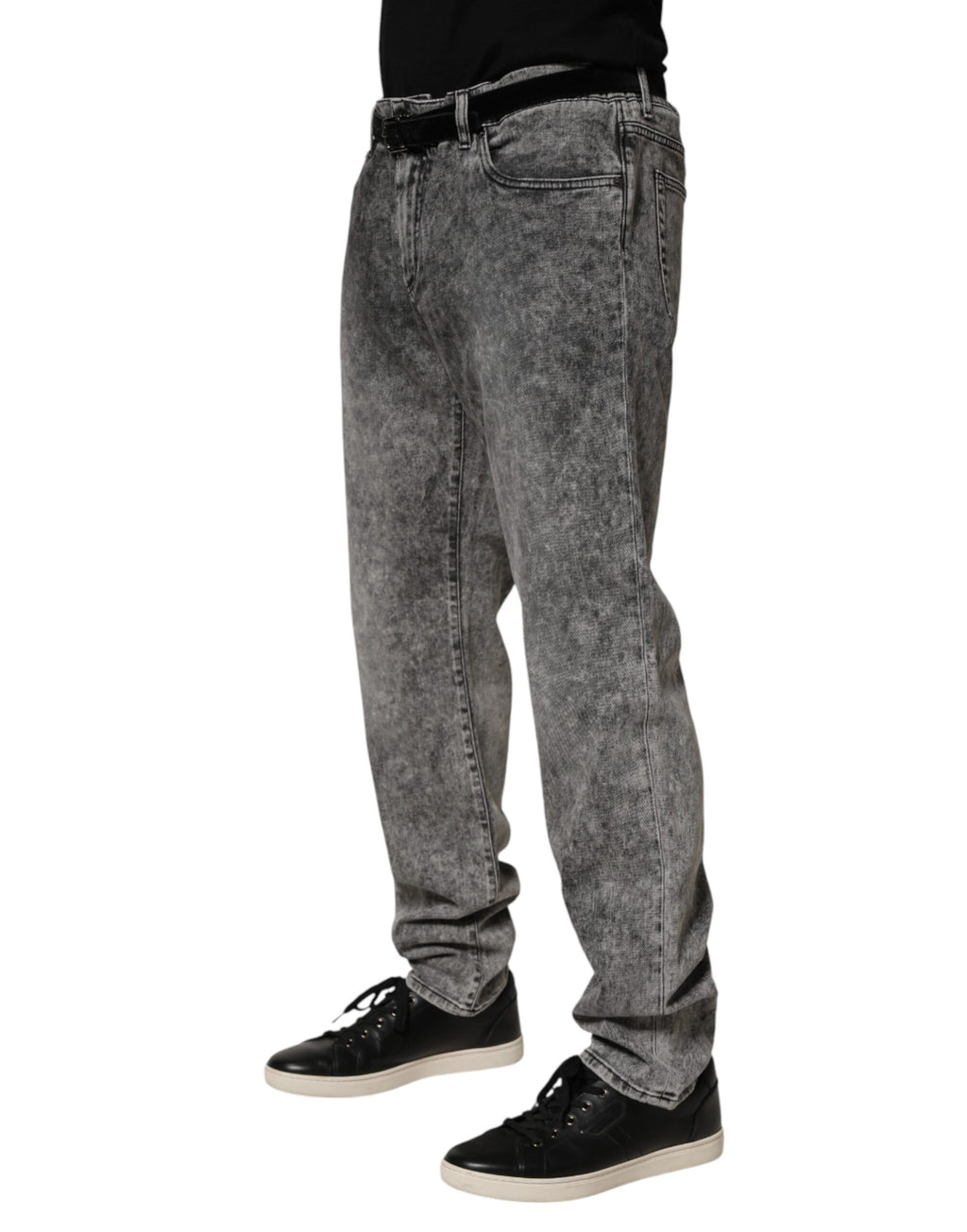 Jean droit en coton gris de Dolce & Gabbana, pantalon denim pour homme, vue de face avec poches et couture visible.