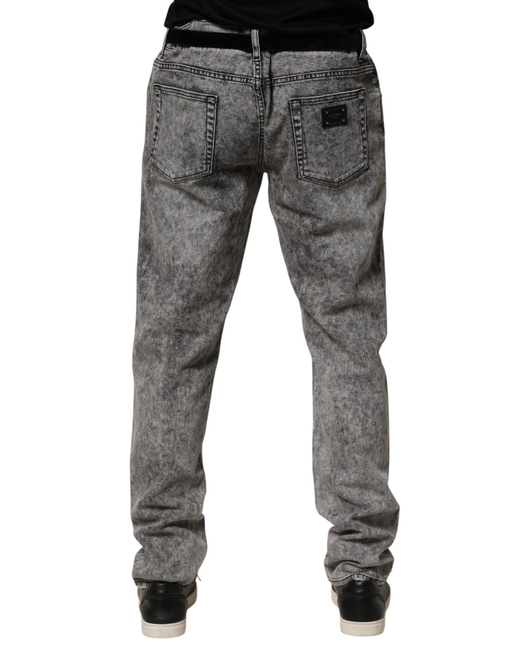 Pantalon en denim gris Dolce & Gabbana, coupe droite, en coton, style pantalon jeans pour homme, visible en image.
