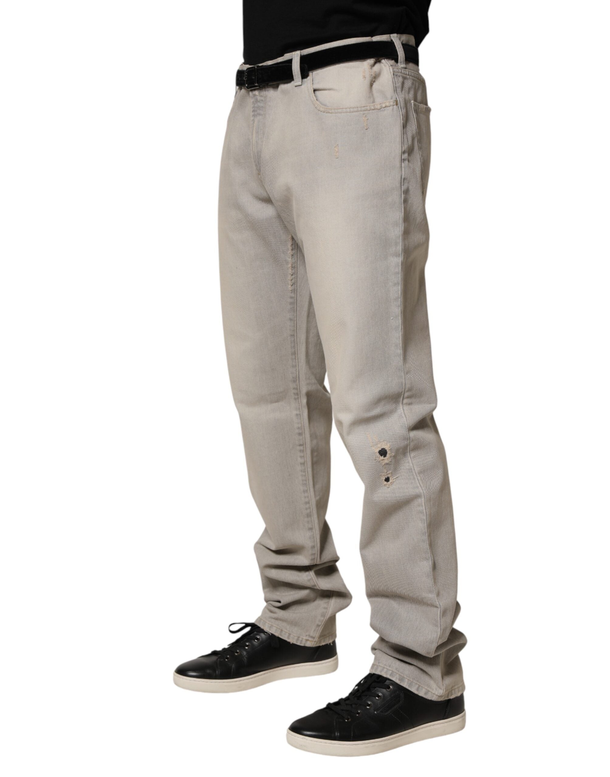 Pantalon en denim droit gris clair Dolce & Gabbana en coton, style classique, vue de face sur un mannequin.
