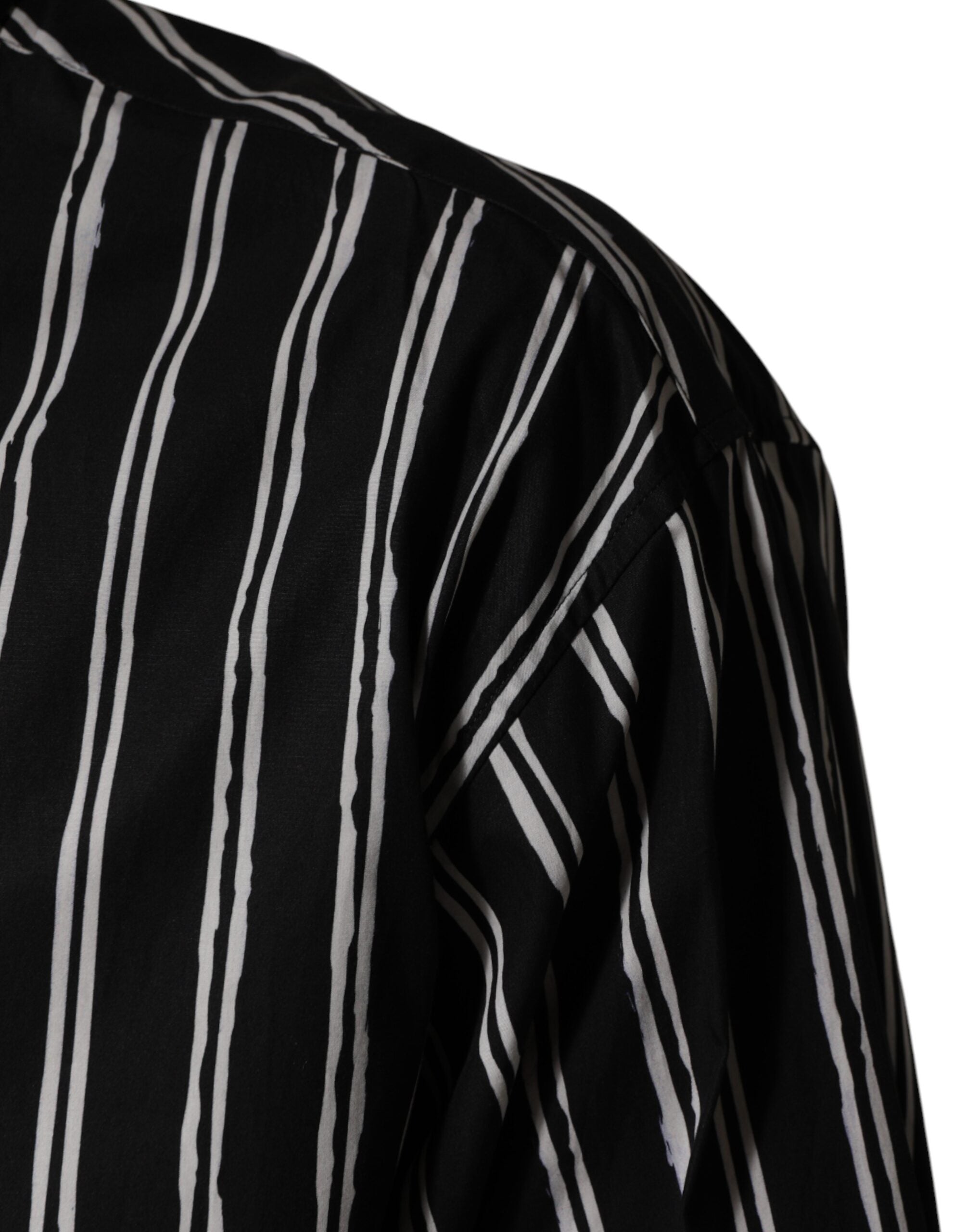Chemise formelle pour homme Dolce & Gabbana en coton noir avec rayures blanches et noires, style élégant et sophistiqué.
