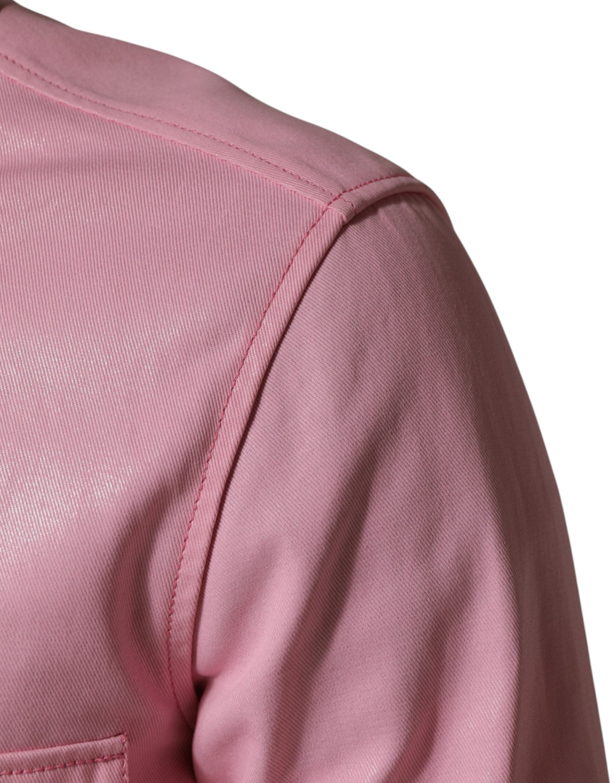 Chemise boutonnée pour homme Dolce & Gabbana en coton rose avec col, vue de face.