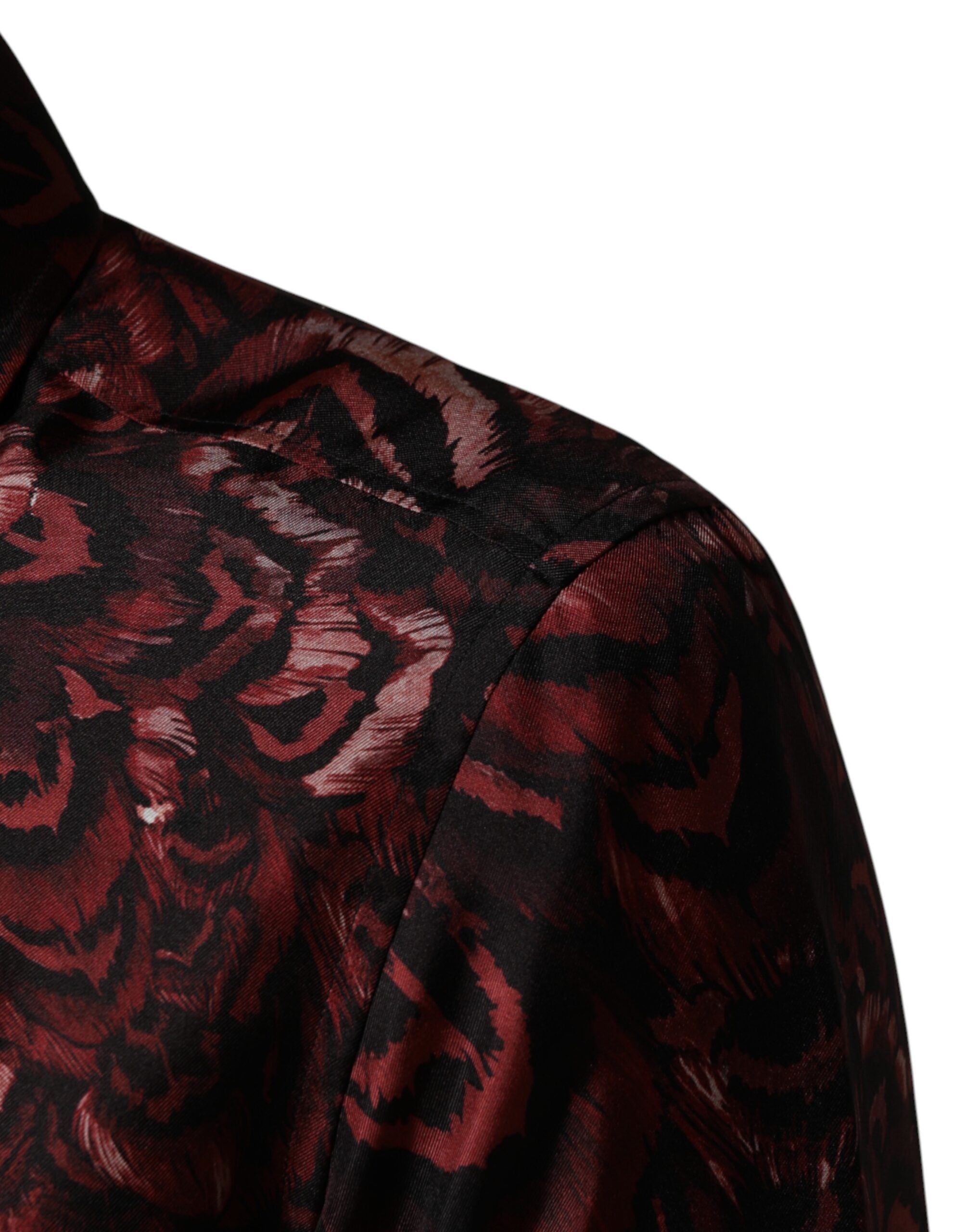 Chemise pour homme Dolce & Gabbana à col avec motif bordeaux, chemise élégante à manches longues et design sophistiqué.