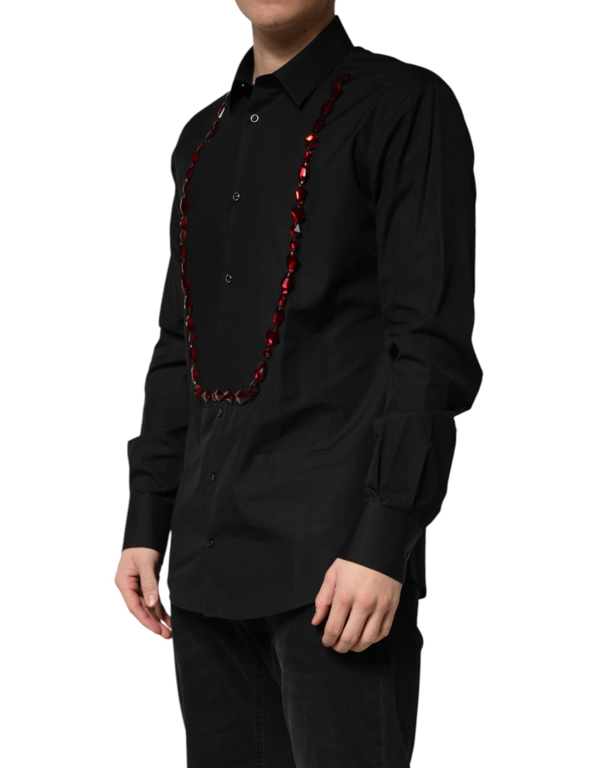Chemise formelle en coton noir de Dolce & Gabbana avec cristaux et détails en or, élégante et sophistiquée.