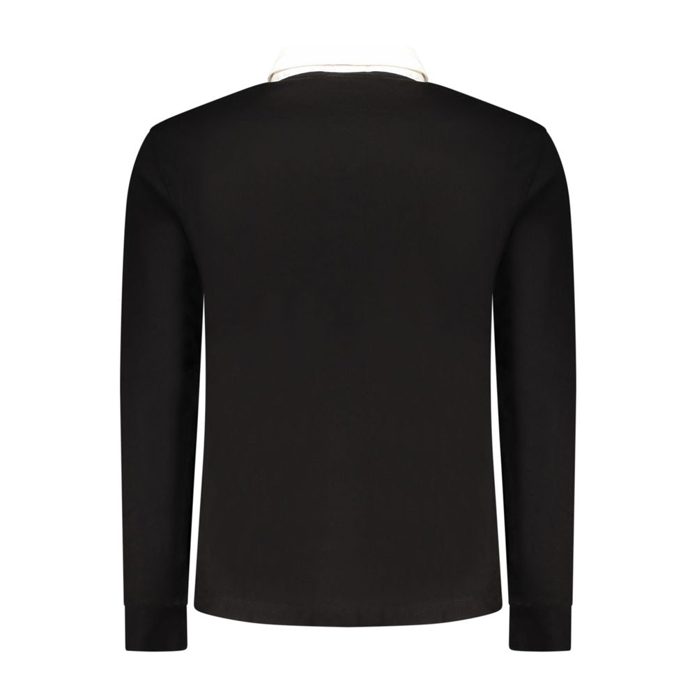 Sweat à capuche pour femme en coton noir de la marque Pepe Jeans, détail de la capuche et du tissu doux visible.