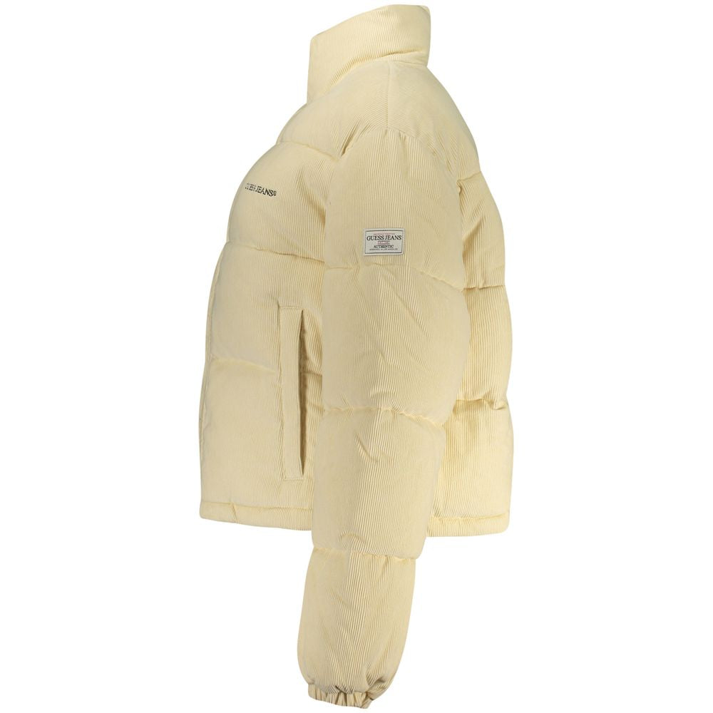 Veste en polyester beige pour femmes de Guess Jeans, coupe élégante et décontractée, visible avec détails de couture.