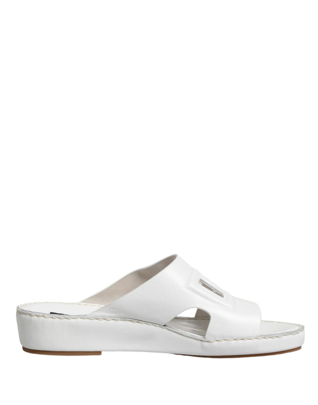 Sandales plates blanches Dolce & Gabbana DG avec découpes, chaussures confortables et élégantes pour femme.