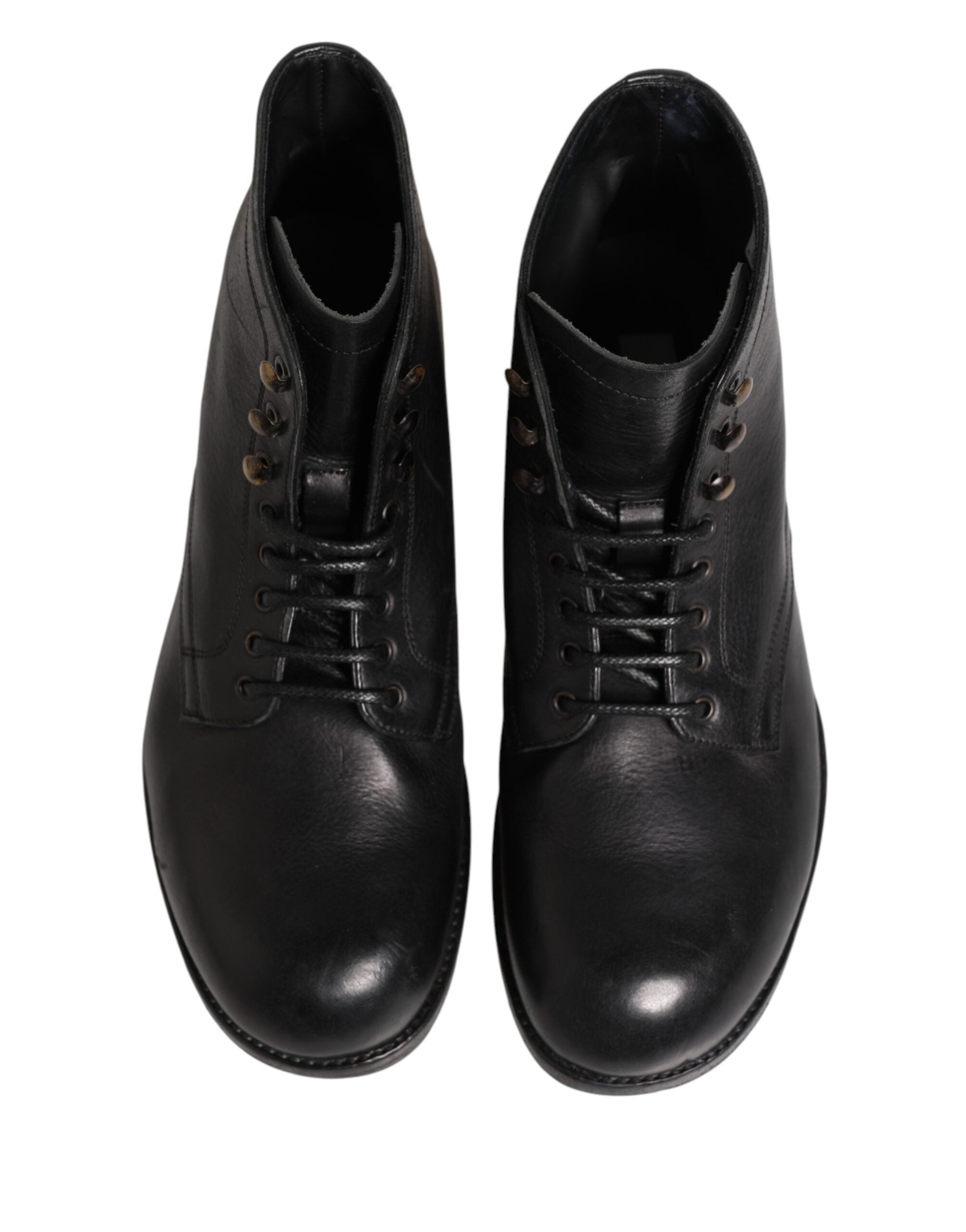 Chaussures hommes Dolce & Gabbana, bottines noires à lacets courts et chevilles, en cuir élégant et tendance.