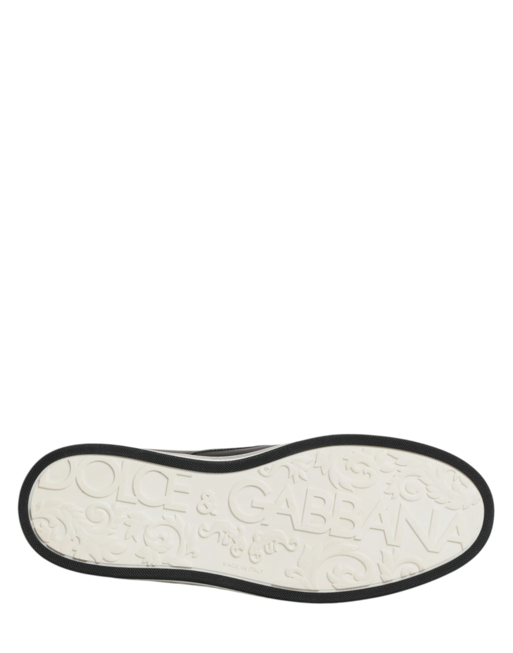 Chaussures sneakers en cuir noir Dolce & Gabbana avec signature en figures, vue de face.