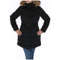 Manteau en polyester noir de Pepe Jeans, coupe élégante, porté sur un mannequin dans une image de produit.