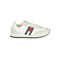 Sneakers blanches en polyuréthane pour homme de Tommy Hilfiger, vue de profil avec semelle blanche et design moderne.