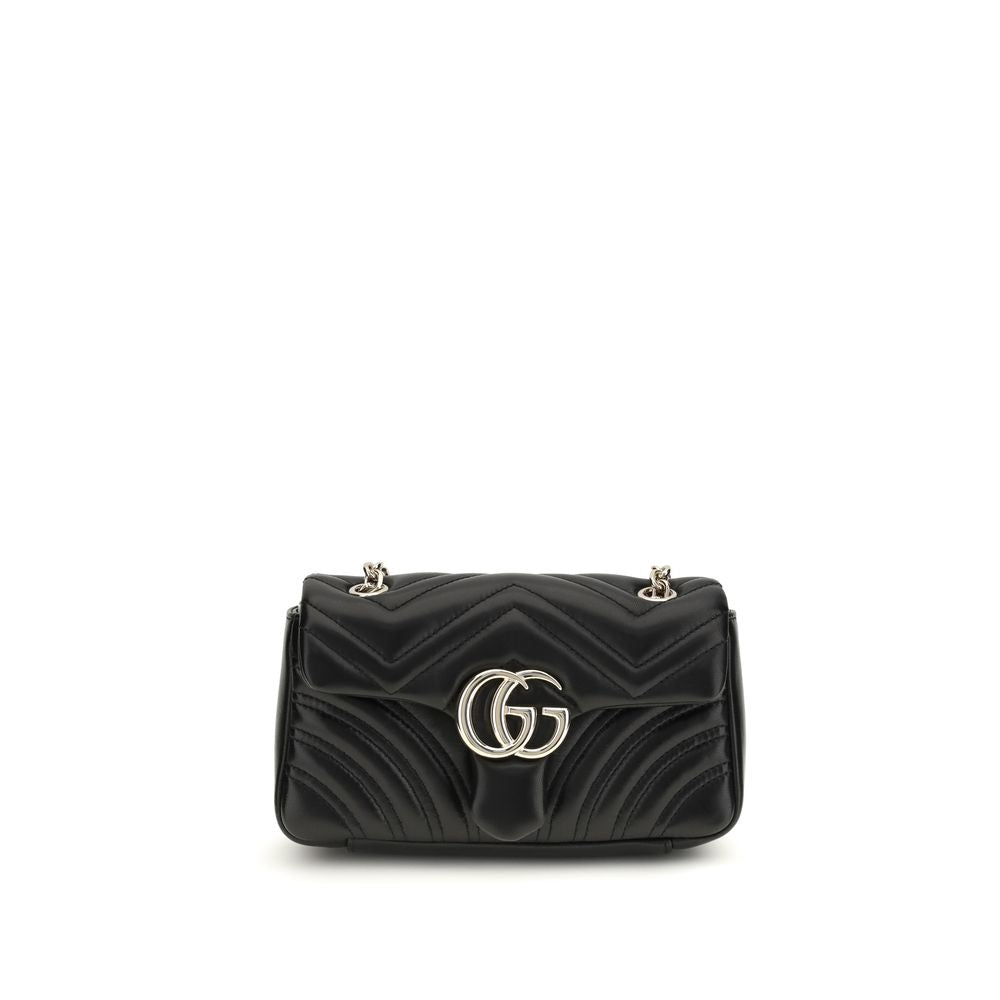 Sac à main Gucci en cuir d'agneau noir Ovis Aries avec détails élégants et poignée en cuir, vue de face.