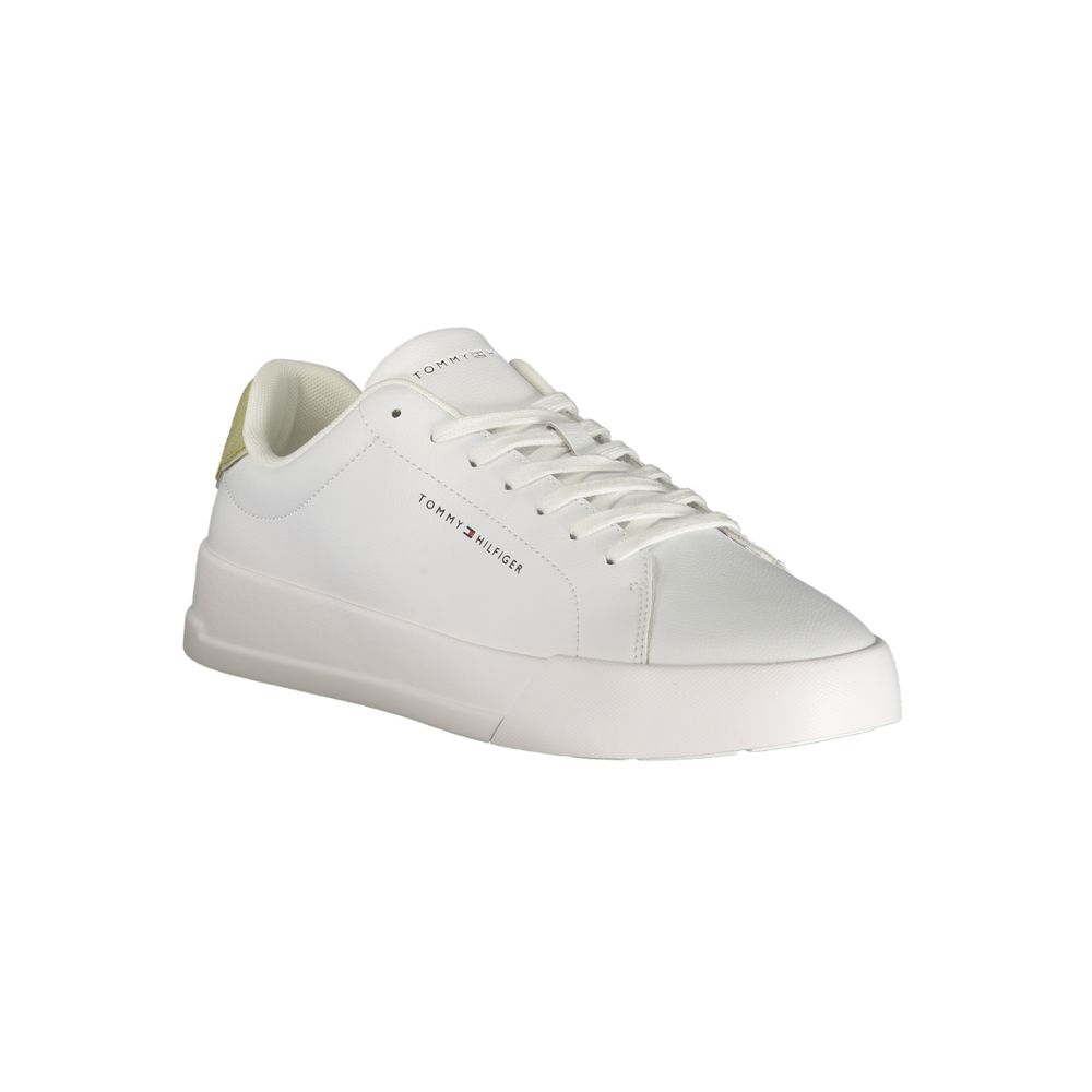 Chaussure sneaker homme Tommy Hilfiger Bianco en polyuréthane, blanc, avec semelle blanche et design moderne visible en gros plan