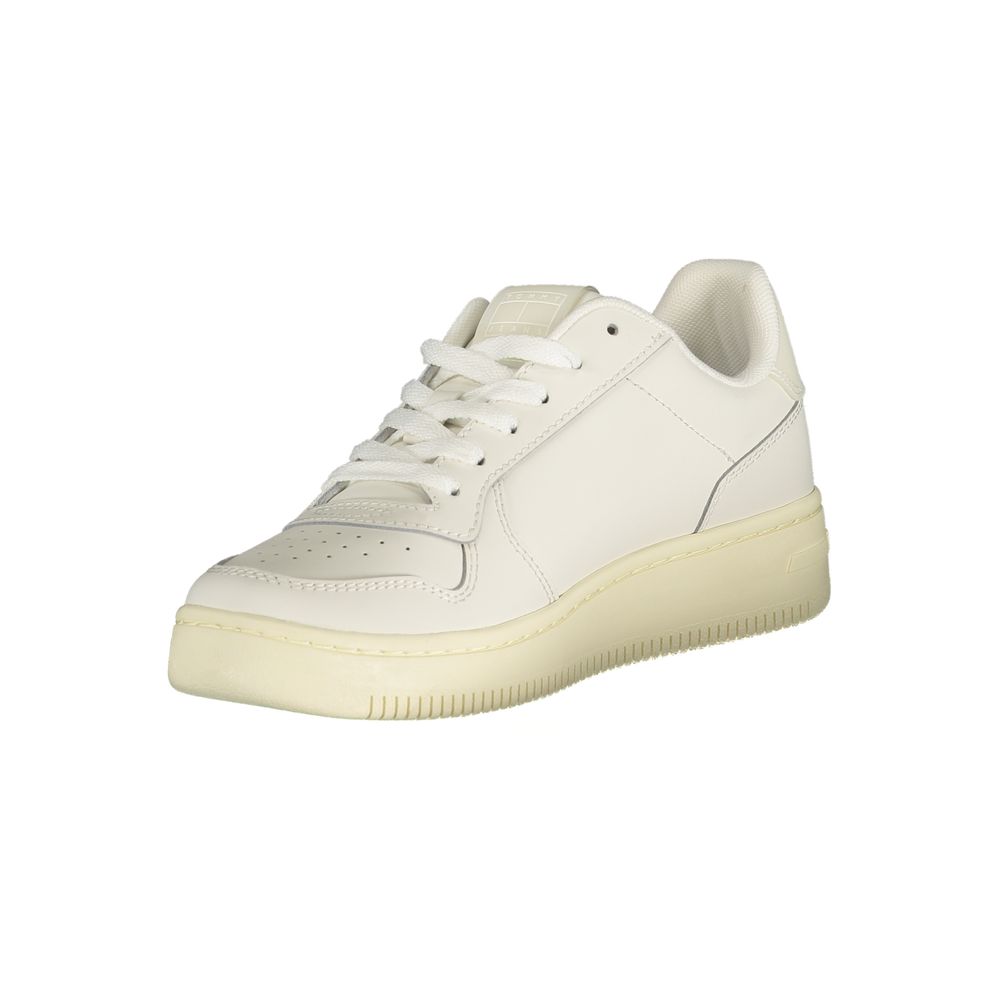Sneakers pour femmes Tommy Hilfiger Bianco en polyuréthane, design épuré et moderne, visible en détail dans l'image.