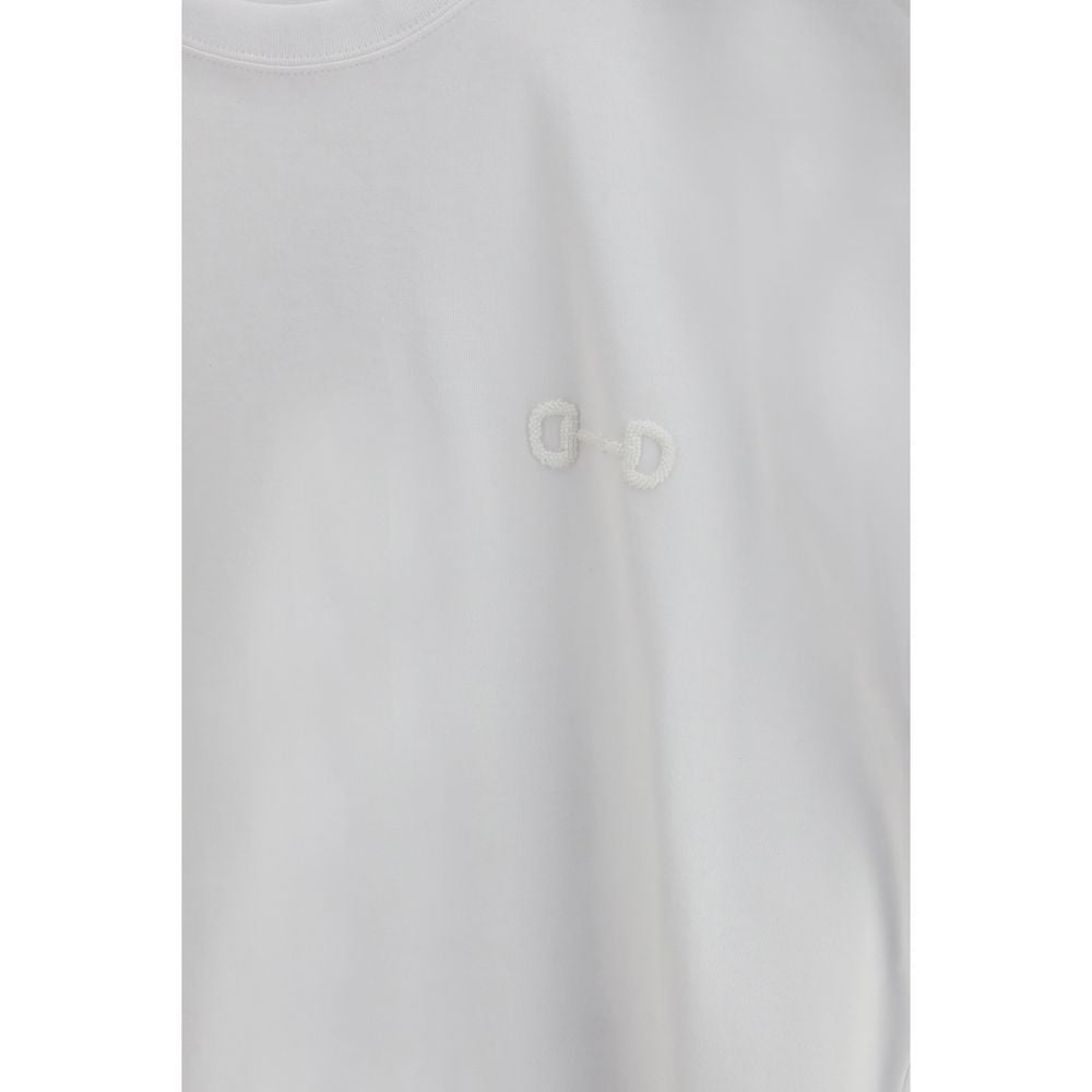 T-shirt blanc en coton de Gucci, vêtement décontracté avec logo Gucci visible sur le devant, pour homme ou femme.