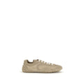 Chaussures de sport Prada beige en mouton Ovis Aries, baskets athlétiques élégantes avec détails en cuir et semelle blanche.