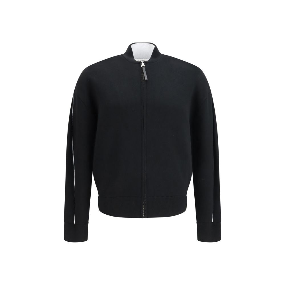 Cardigan en laine noire Givenchy, style élégant, avec détails de finition, porté par un mannequin.