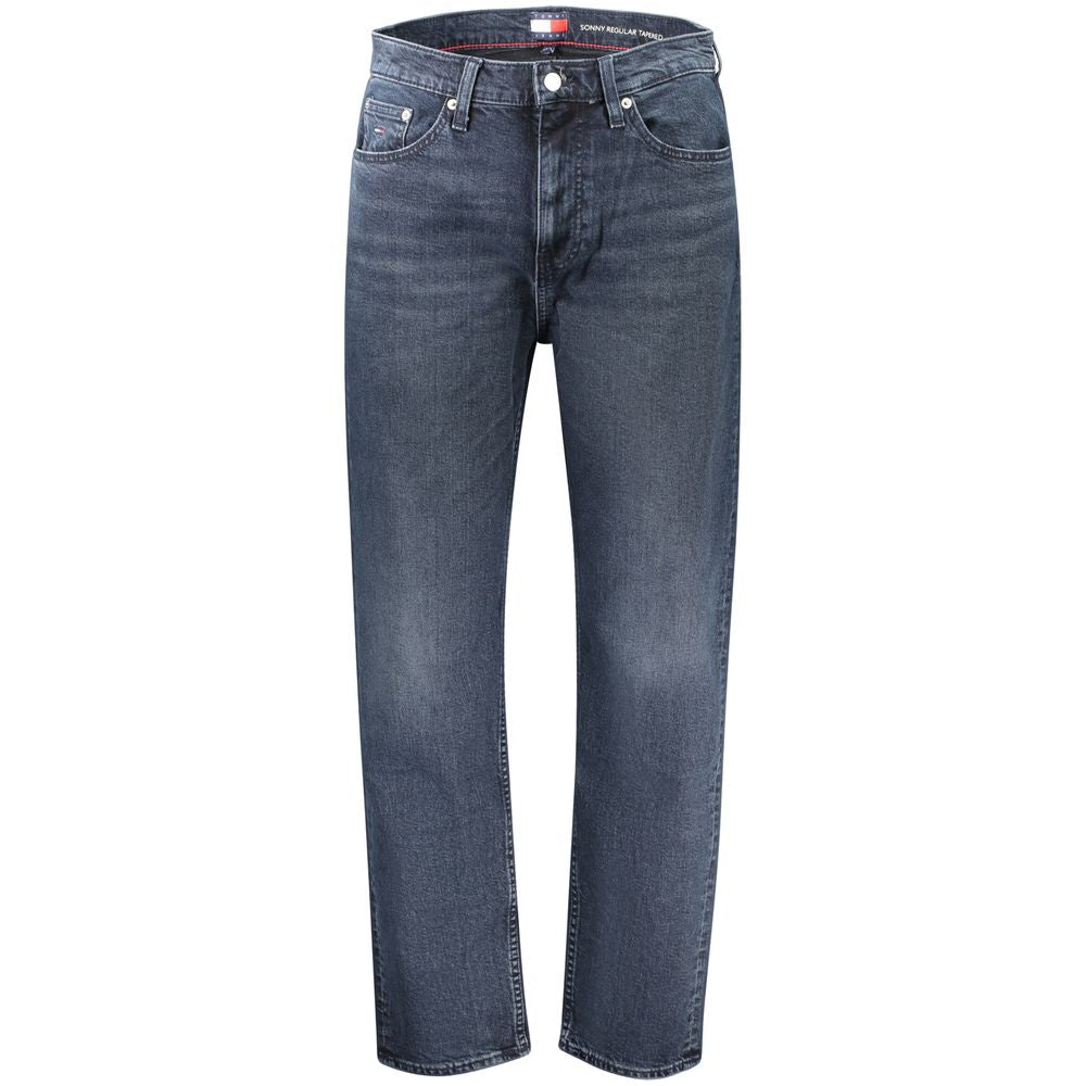 Jeans homme en coton Tommy Hilfiger bleu, coupe classique, avec ceinture et poches visibles.