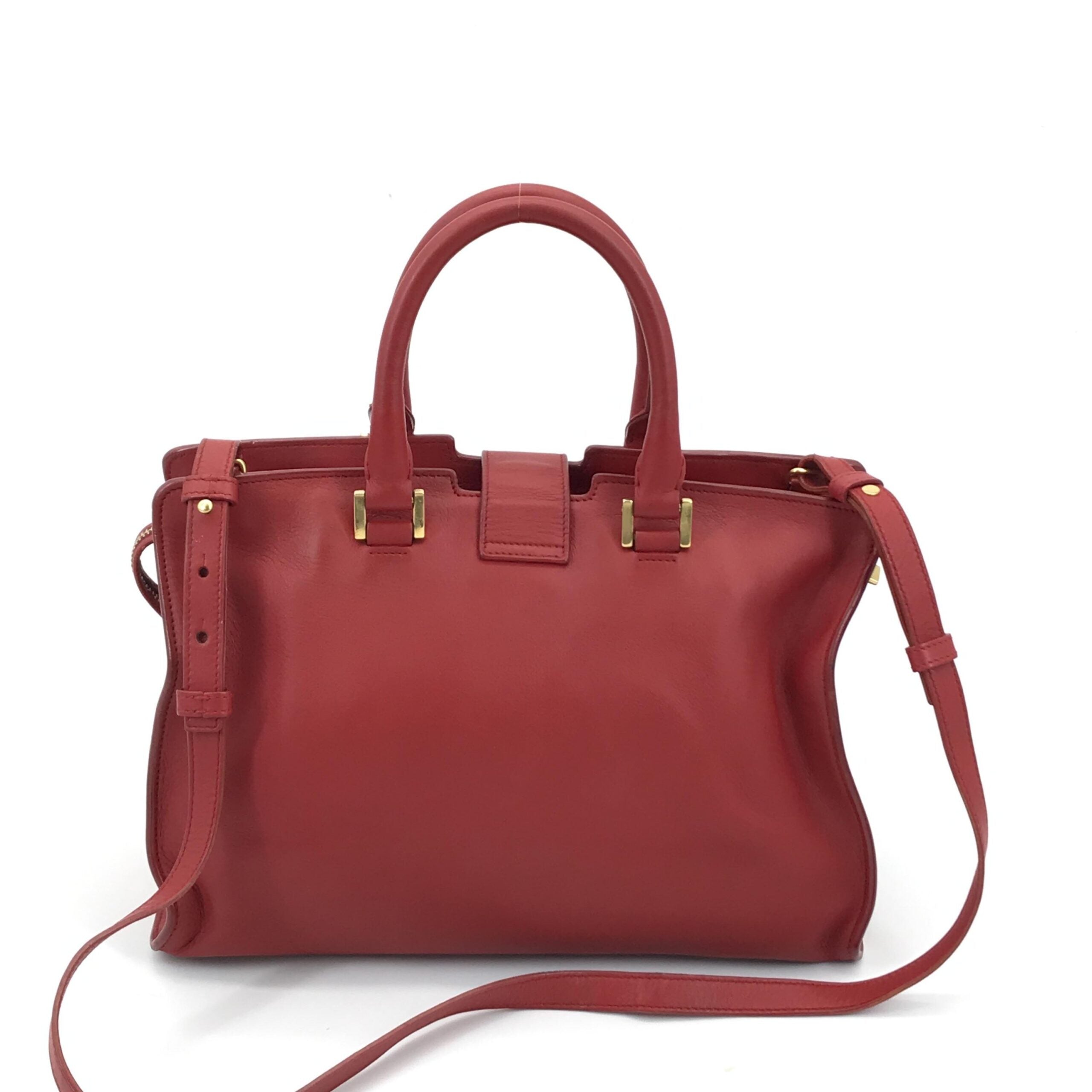 Sac à main en cuir Saint Laurent avec logo Y, élégant et sophistiqué, visible avec détails du cuir et de la fermeture.