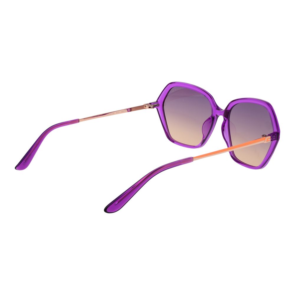 Lunettes de soleil en plastique violettes Guess, monture stylée avec verres teintés, pour un look tendance et moderne.