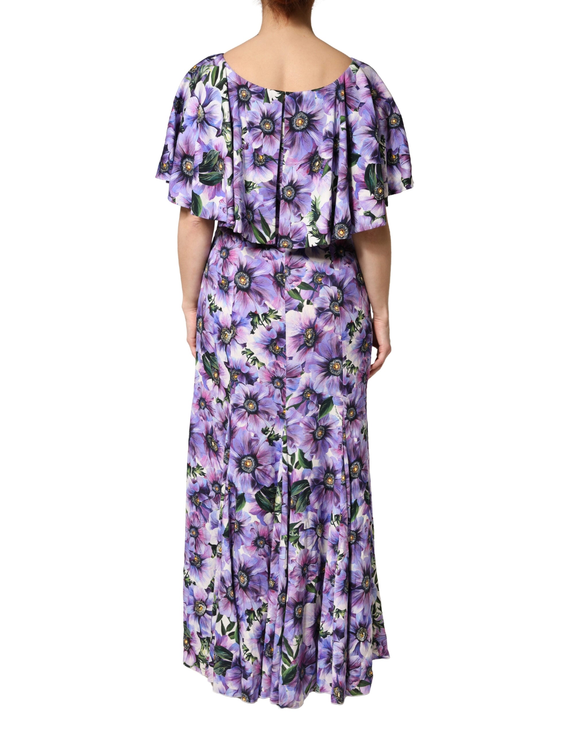 Robe longue en soie violette à fleurs, élégante, de la marque Dolce & Gabbana, avec coupe ajustée et détails floraux raffinés.
