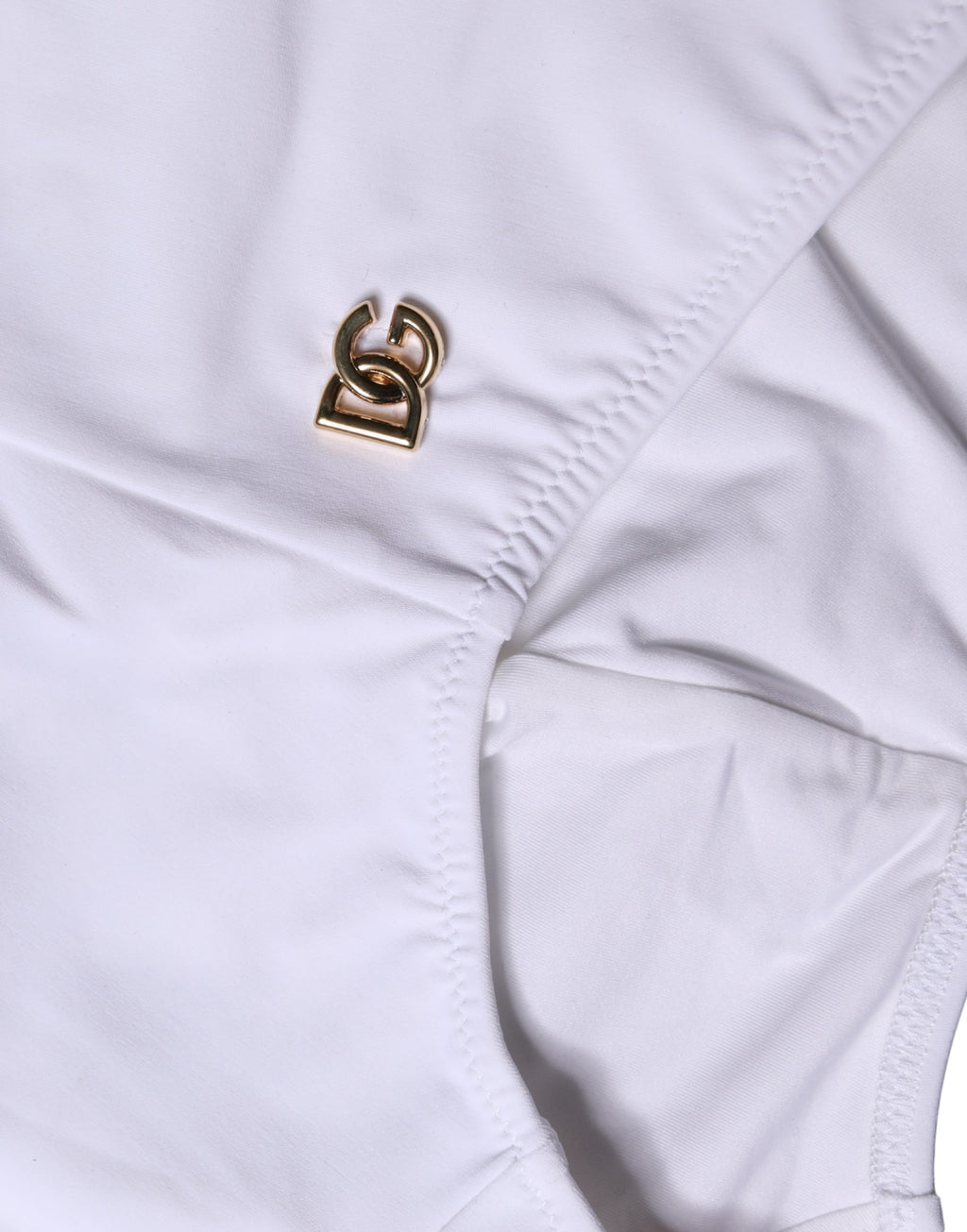 Culotte haute blanche Dolce & Gabbana avec logo, sous-vêtement élégant en tissu doux et confortable.