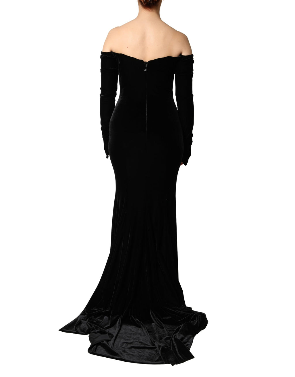 Robe longue noire Dolce & Gabbana, robe moulante et bardot, élégante et sophistiquée, visible en détail dans l'image.