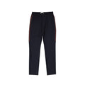 Pantalon décontracté en laine bleue de Givenchy, coupe élégante et tissu doux, porté dans une image de style casual.