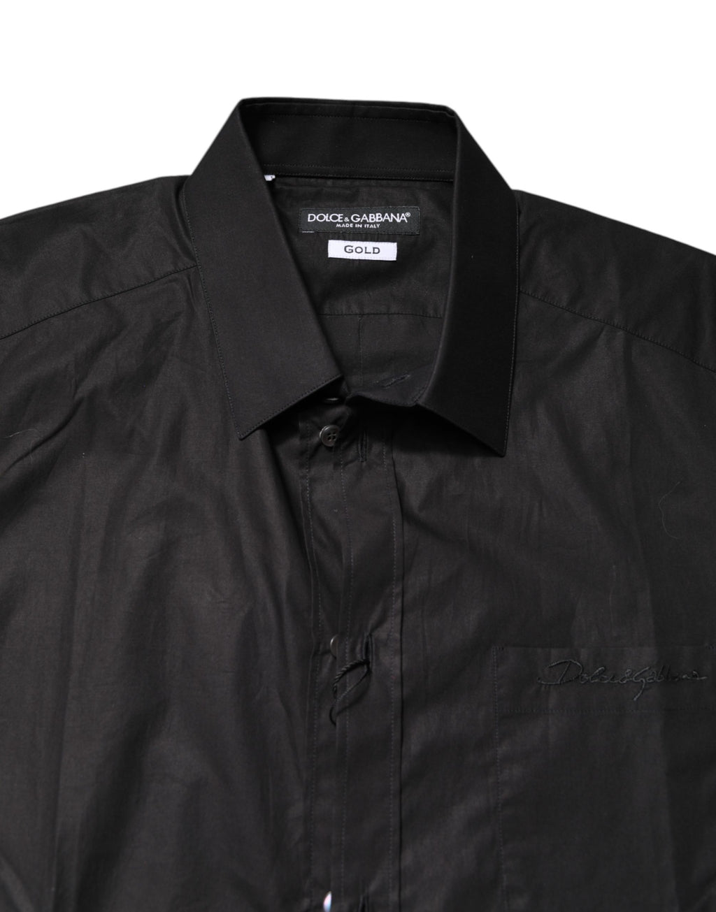 Chemise de costume Dolce & Gabbana noire en coton avec col, détail en or, style formel et élégant.
