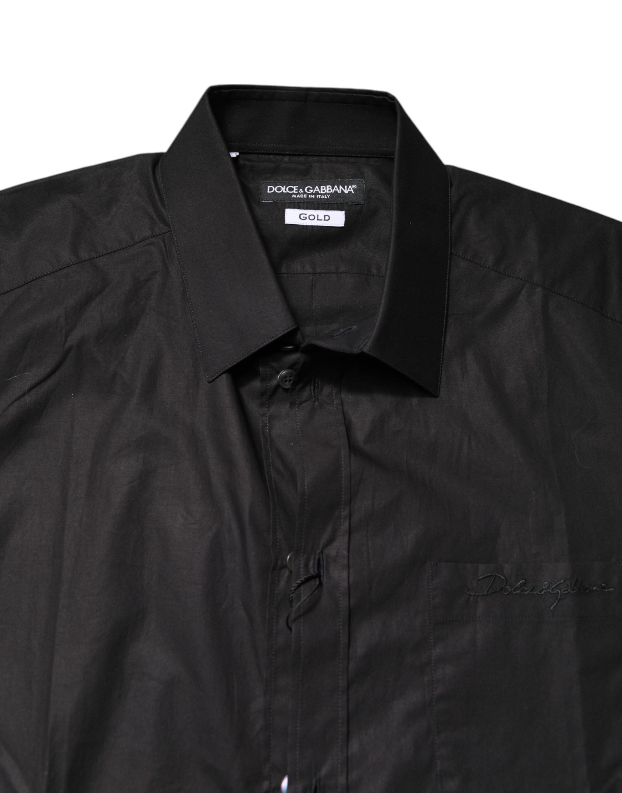 Chemise de costume Dolce & Gabbana noire en coton avec col, détail en or, style formel et élégant.