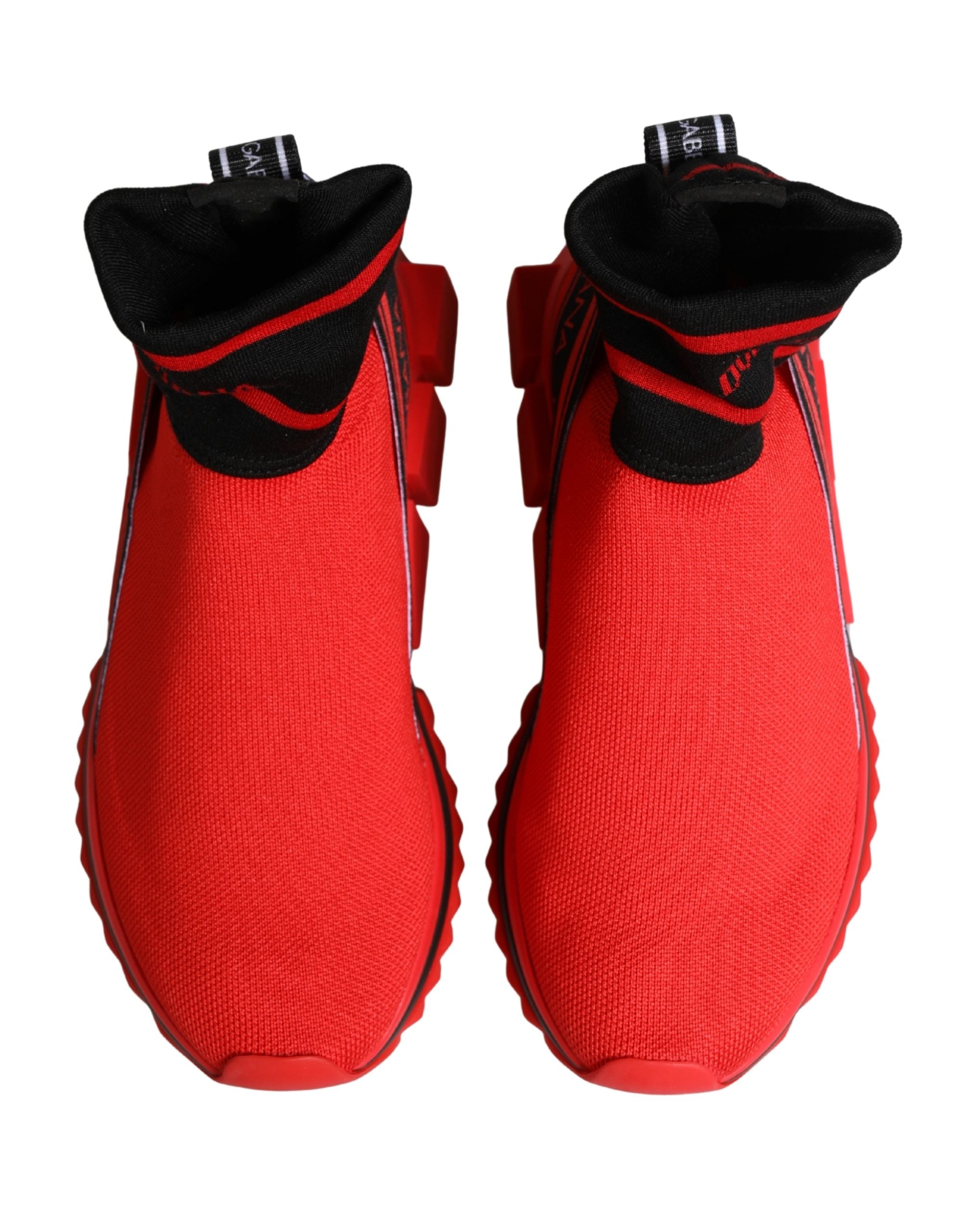 Chaussures sneakers Sorrento Dolce & Gabbana rouges et noires avec détails élégants, semelle blanche et design moderne.