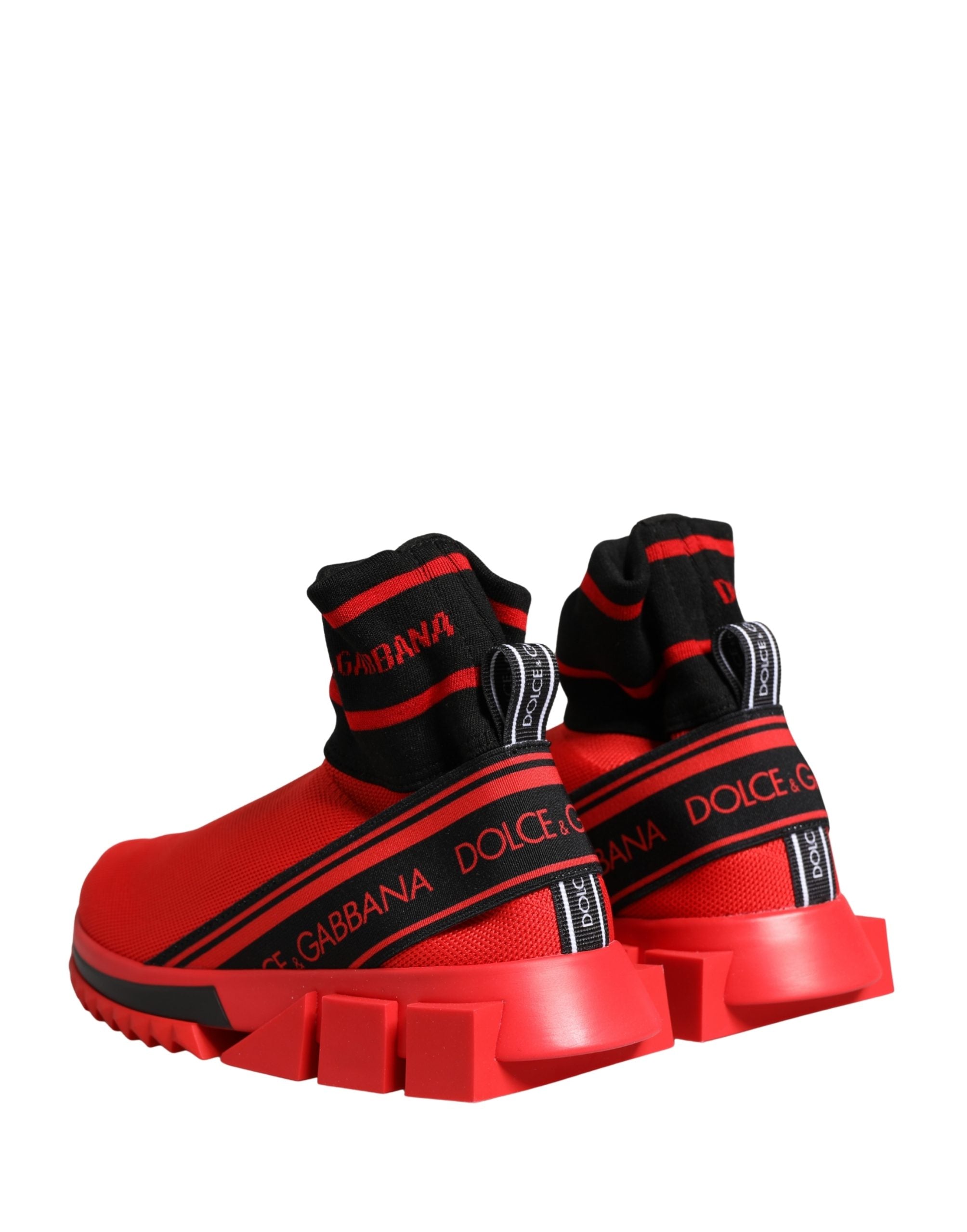 Chaussures sneakers Dolce & Gabbana Sorrento rouges et noires, style élégant avec design moderne et détails en tissu.