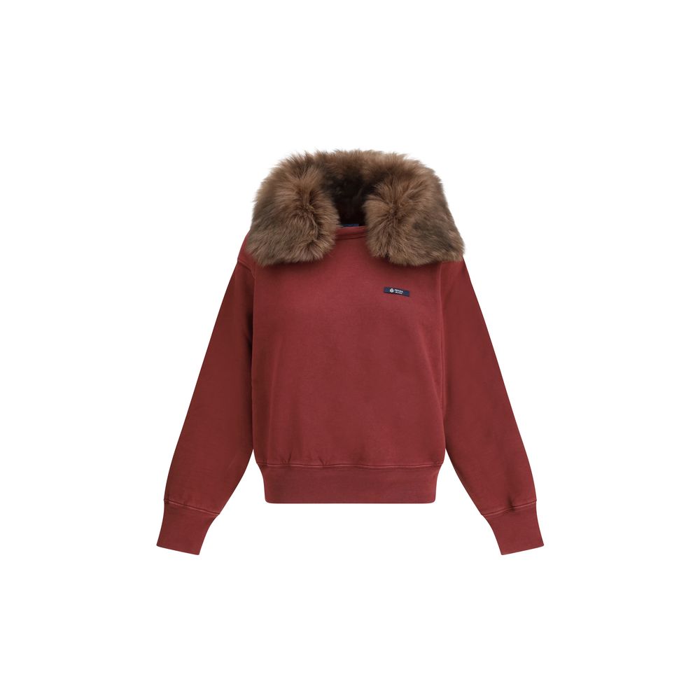 Sweat-shirt en coton bordeaux de Prada, coupe décontractée avec logo Prada visible sur la poitrine.