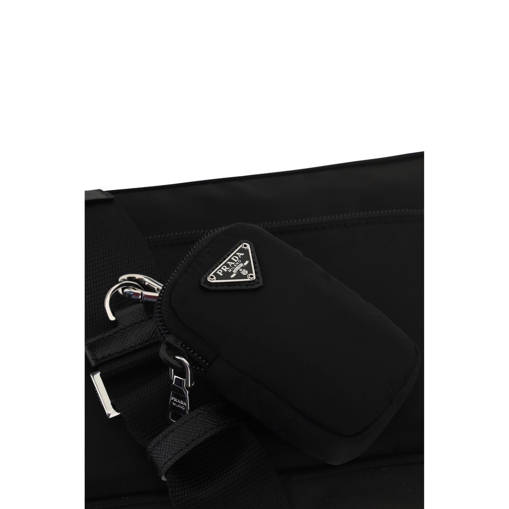 Prada Umhängetasche aus schwarzem recyceltem Polyamid