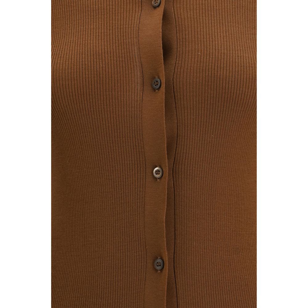 Cardigan en laine marron Prada, veste chaude et élégante, portée décontractée avec boutons et col classique.