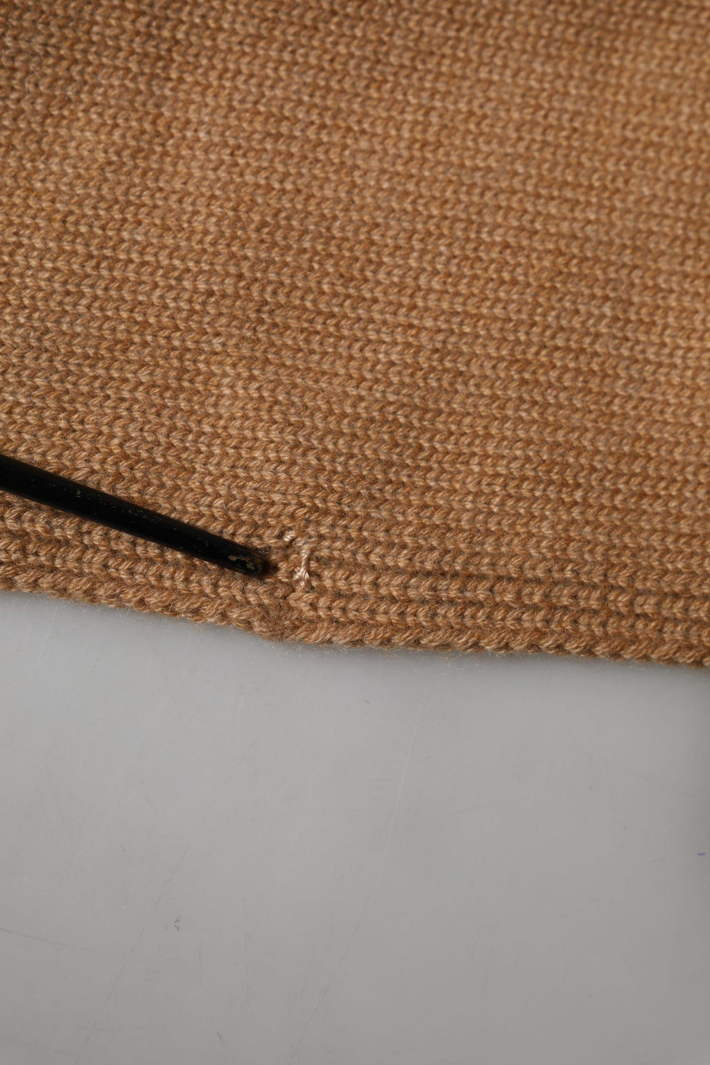 Dolce & Gabbana Brown Cashmere Knitted Men Neck Warmer One Size Scarf
