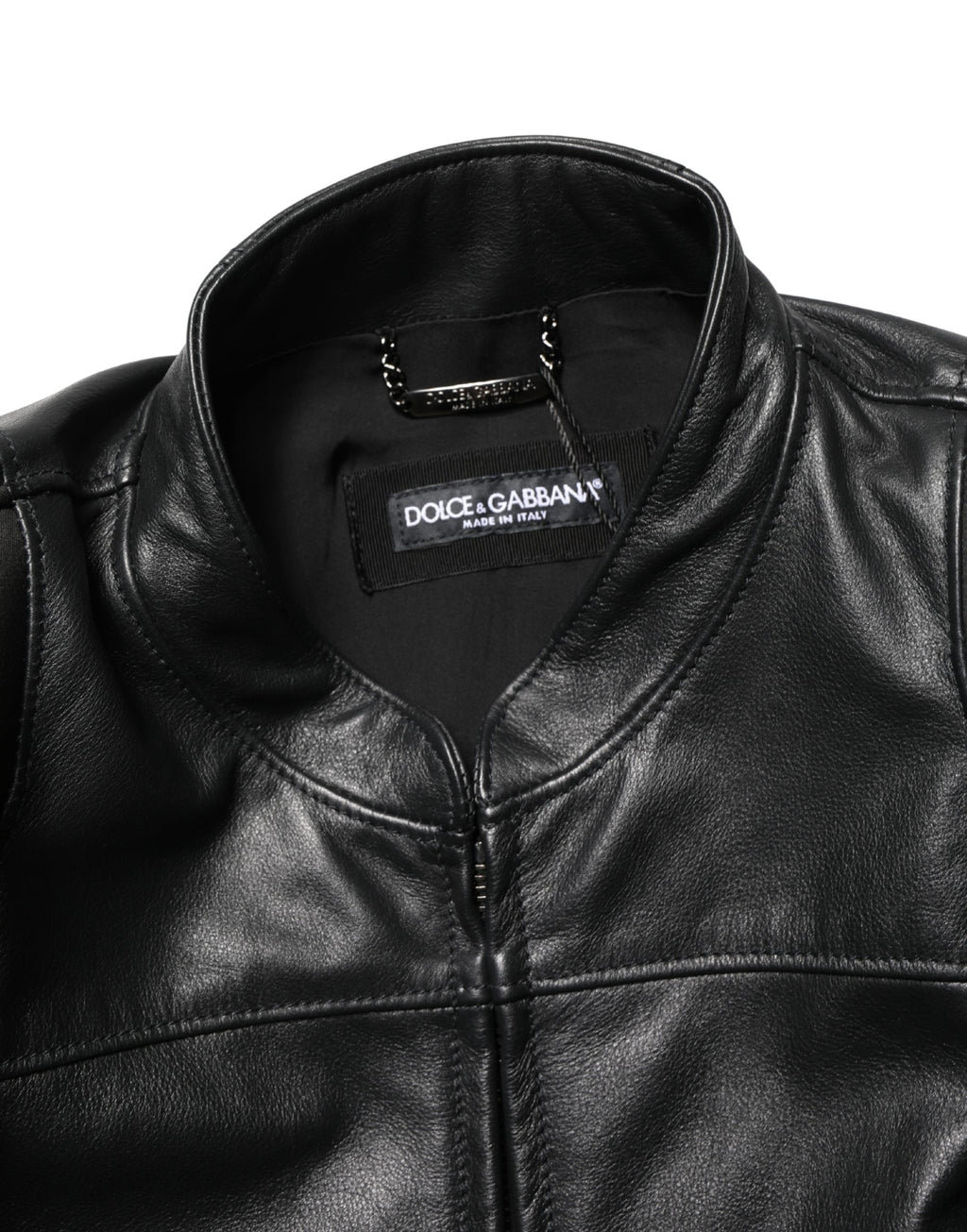 Manteau biker noir en nylon avec fermeture éclair complète, pour homme, par Dolce & Gabbana, vue de face.