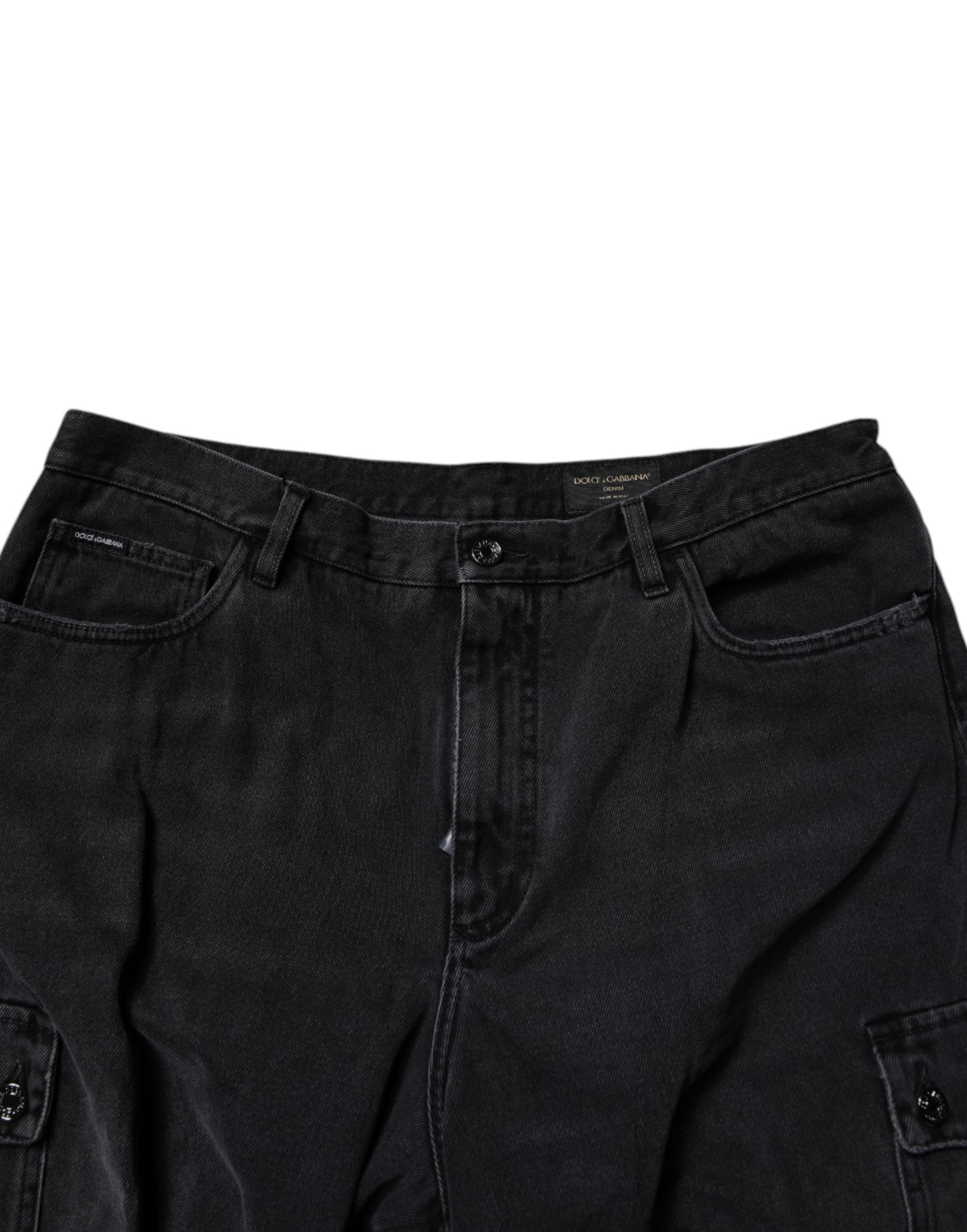 Shorts en jean cargo noirs Dolce & Gabbana, taille mi-haute, avec poches et coupe décontractée, pour un style casual et tendance.
