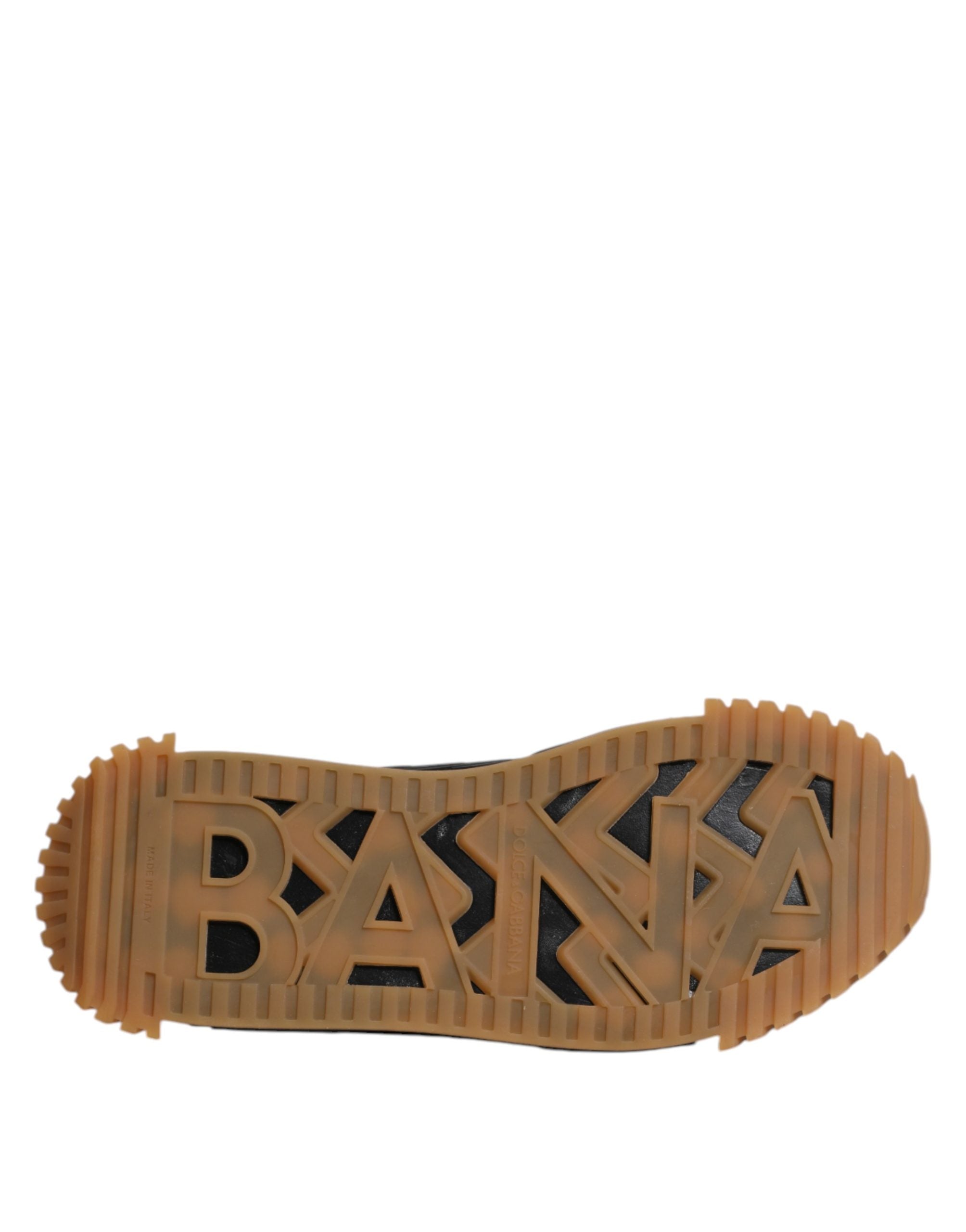 Chaussures basses Dolce & Gabbana NS1 en dentelle noire avec logo, lacets, vue de face sur fond blanc