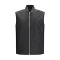Veste sans manches Diesel marron en polyamide, style décontracté, portée sur un mannequin.