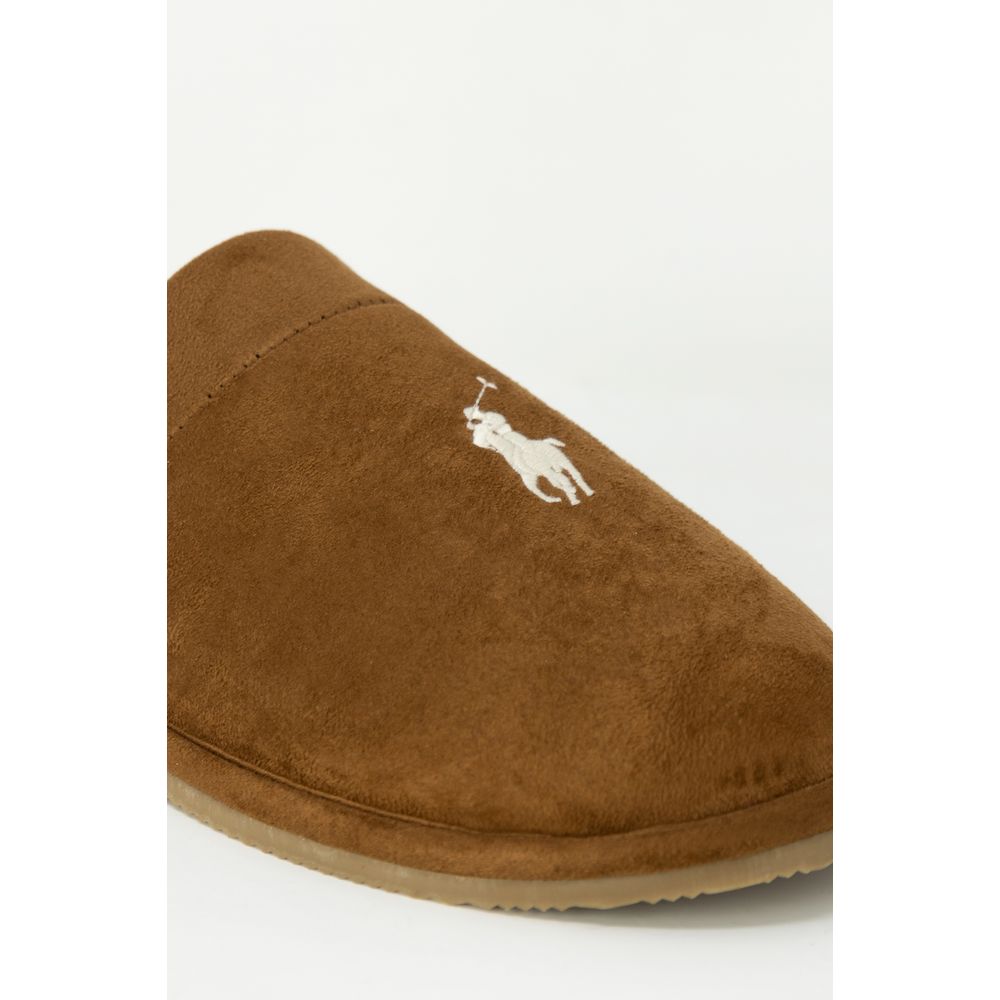 Chaussons en polyester beige de Ralph Lauren, confortables et élégants pour la maison.